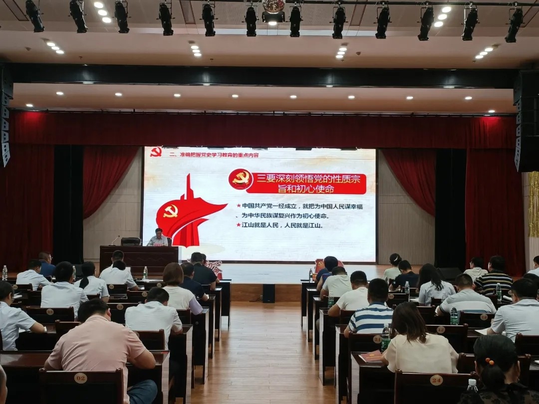 ����ϵ��Σ����°��굳ʷ�ǻ���������������������ҵǰ������